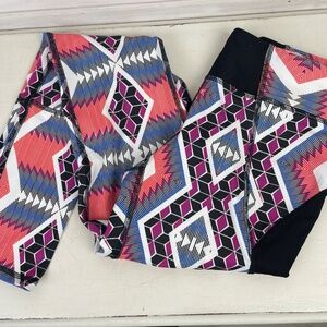 Charlie Jade Black Geometric Pattern Yoga Pants Leggings